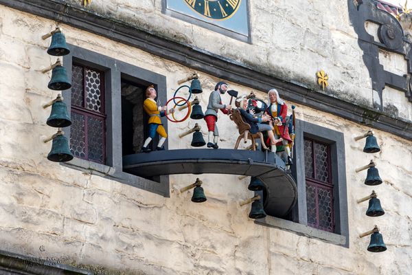 Hann.-Münden - Rathaus - Glockenspiel .......
