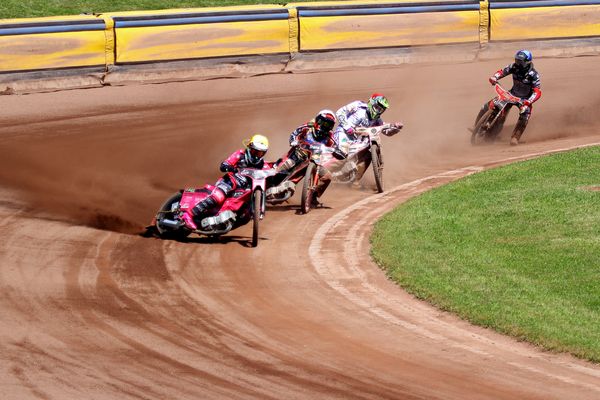 Hanna Grunwald vor Jenny Apfelbeck - Speedway Olching German Open 2025