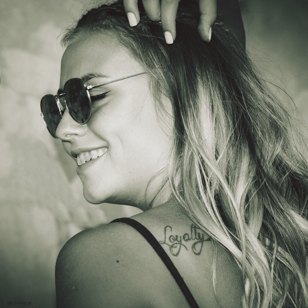 Hanni Foto & Bild portrait, fotokunst, monochrome fine art Bilder auf