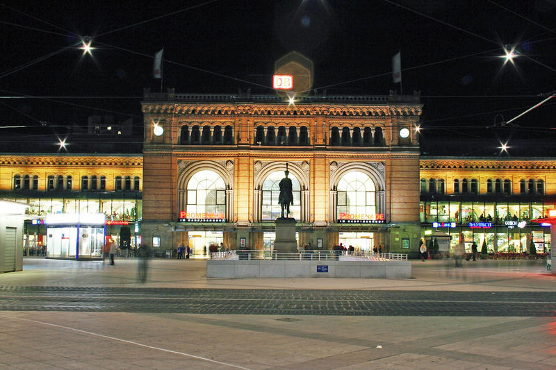 Hannover Bahnhof Foto & Bild architektur, architektur bei nacht