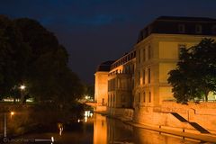 Hannover Leineschloss kurz vor Ende der blauen Stunde