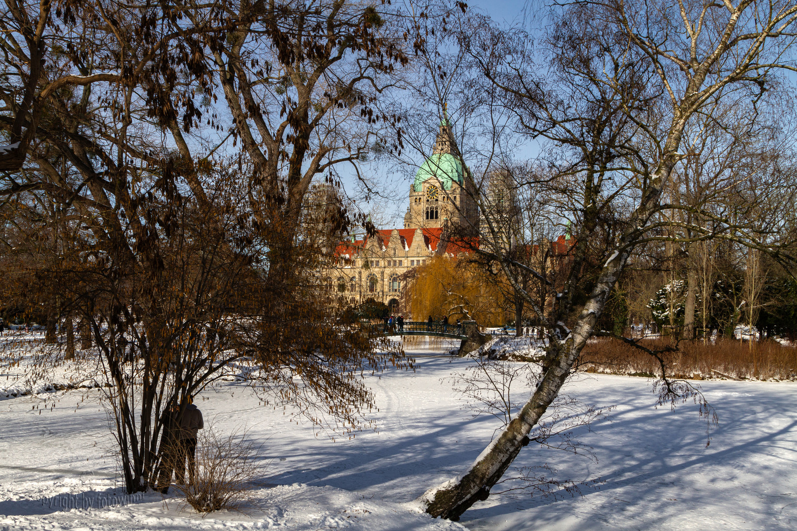 Hannover - Maschteich und Rathaus