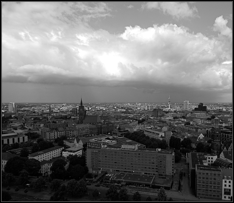 Hannover nach dem Regen  II