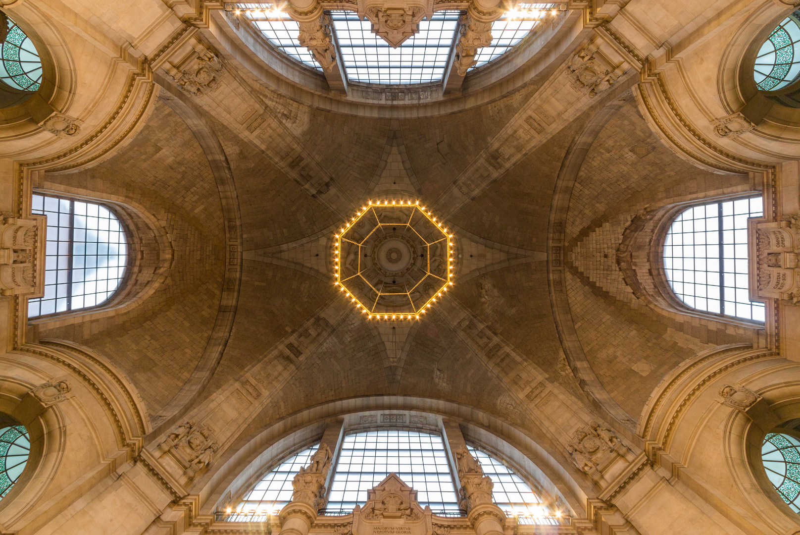 Hannover Neues Rathaus / die Kuppel von innen