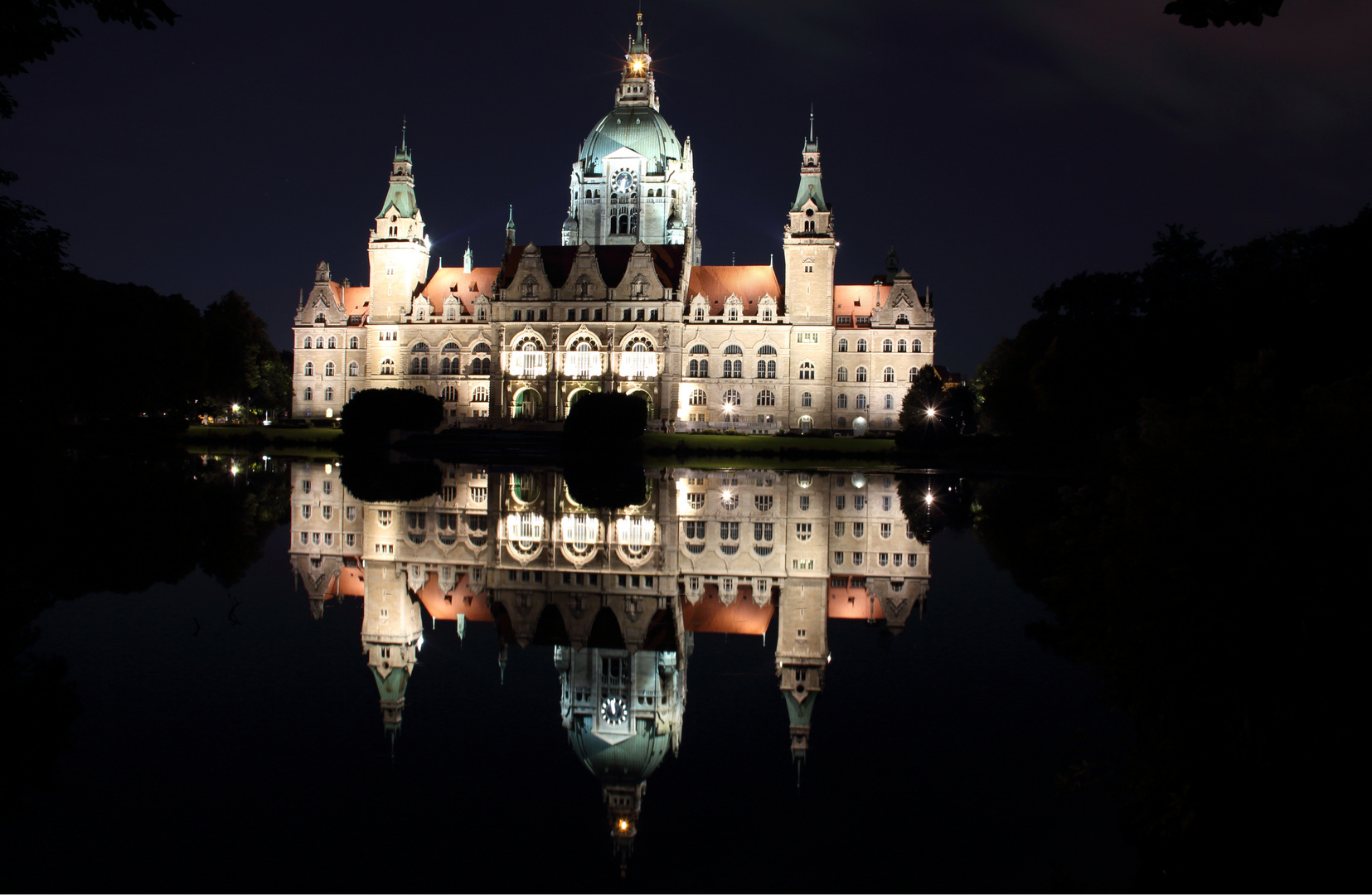 Hannover Rathaus bei Nacht