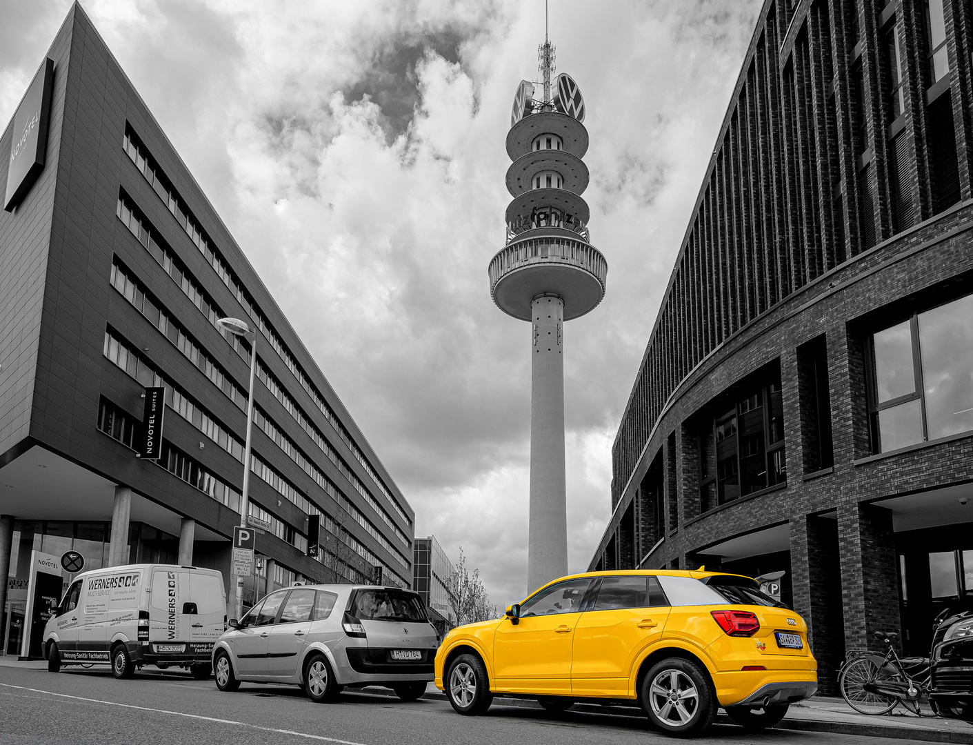 Hannover VW-Tower mit Audi