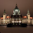 Hannoveraner Rathaus bei Nacht