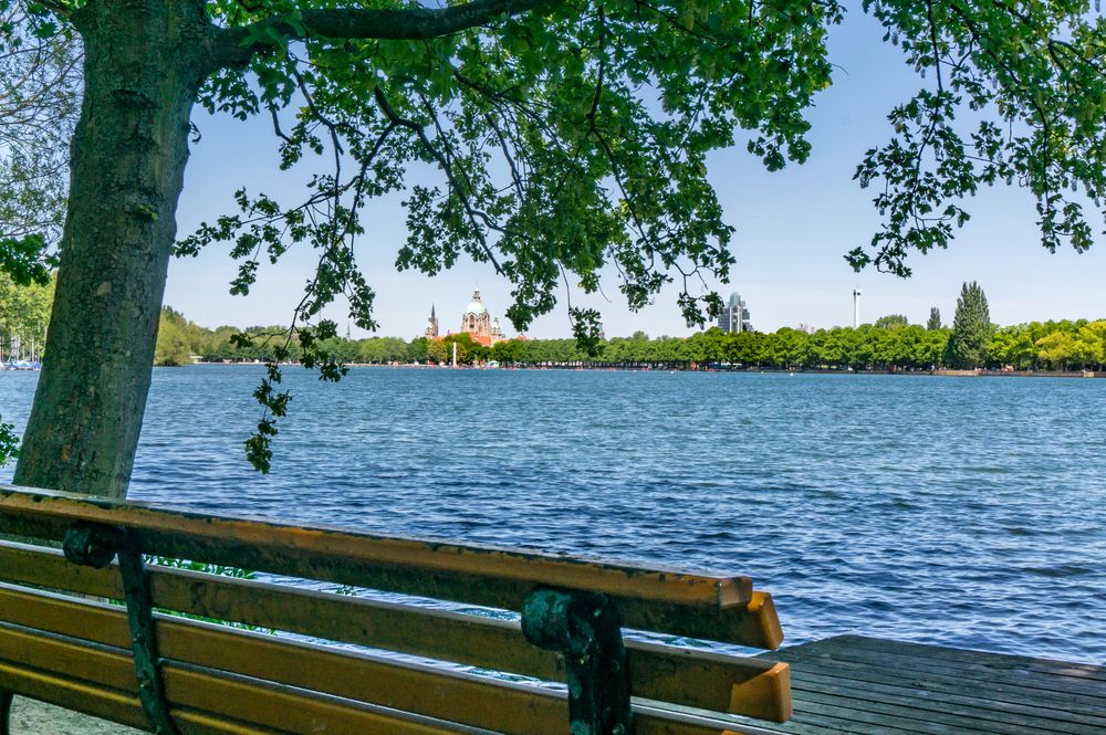 Hannovers Maschsee ist 80 Jahre alt geworden Foto & Bild teich, natur