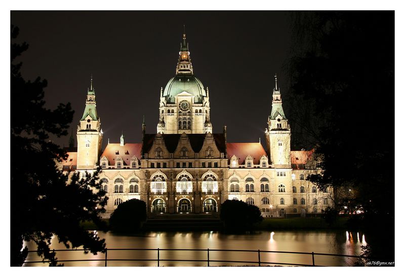 Hannover´s Rathaus bei Nacht - Teil 1