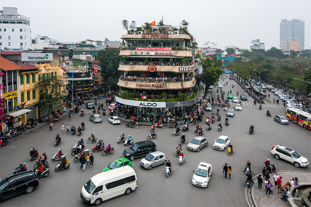 Hanoi Circle