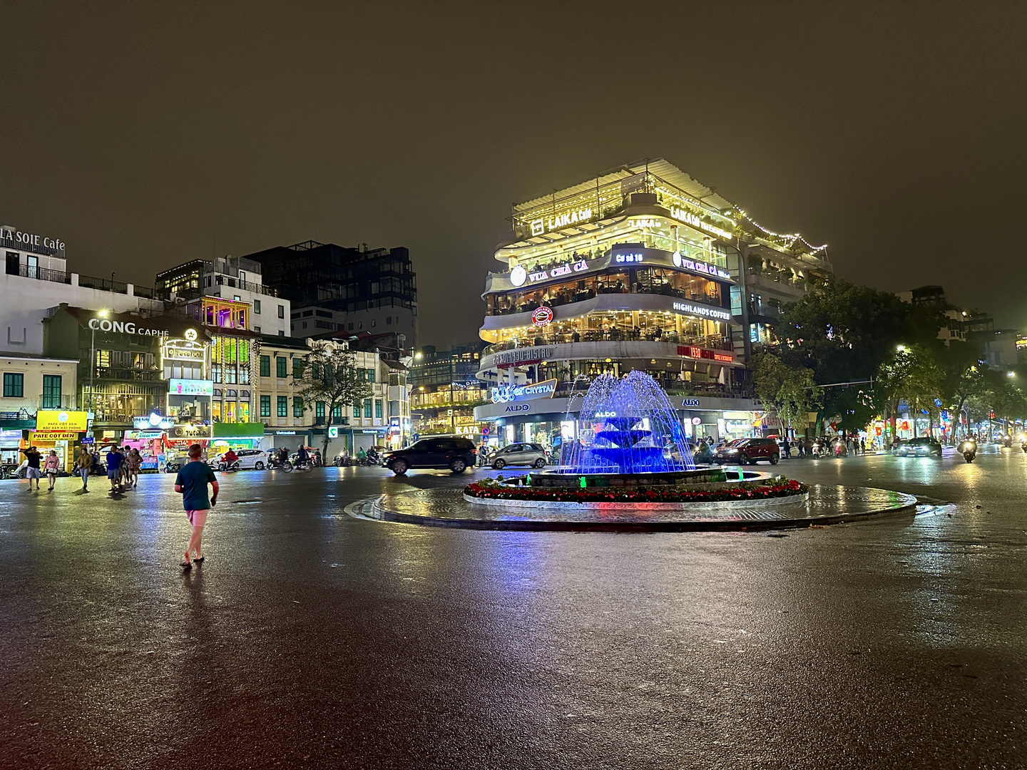 Hanoi @ night