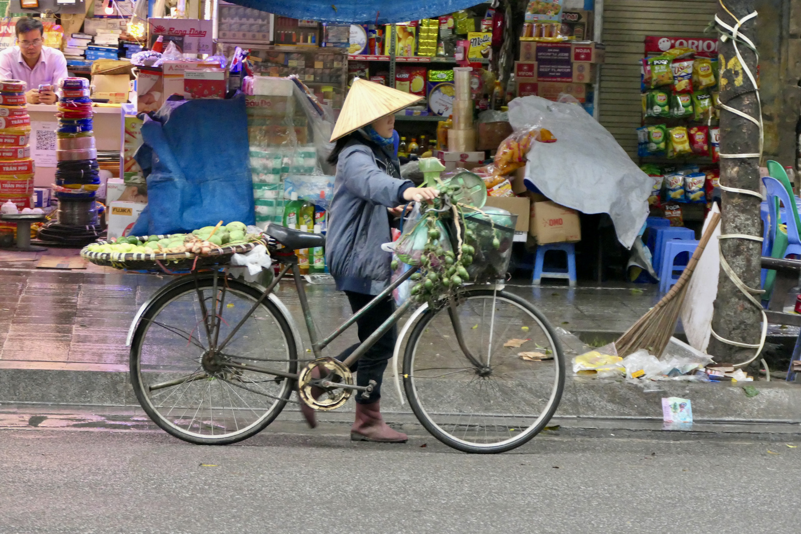 Hanoi - Straßenszene