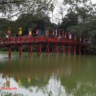 Hanoi   The Huc Brücke zum Ngoc-Son-Tempel
