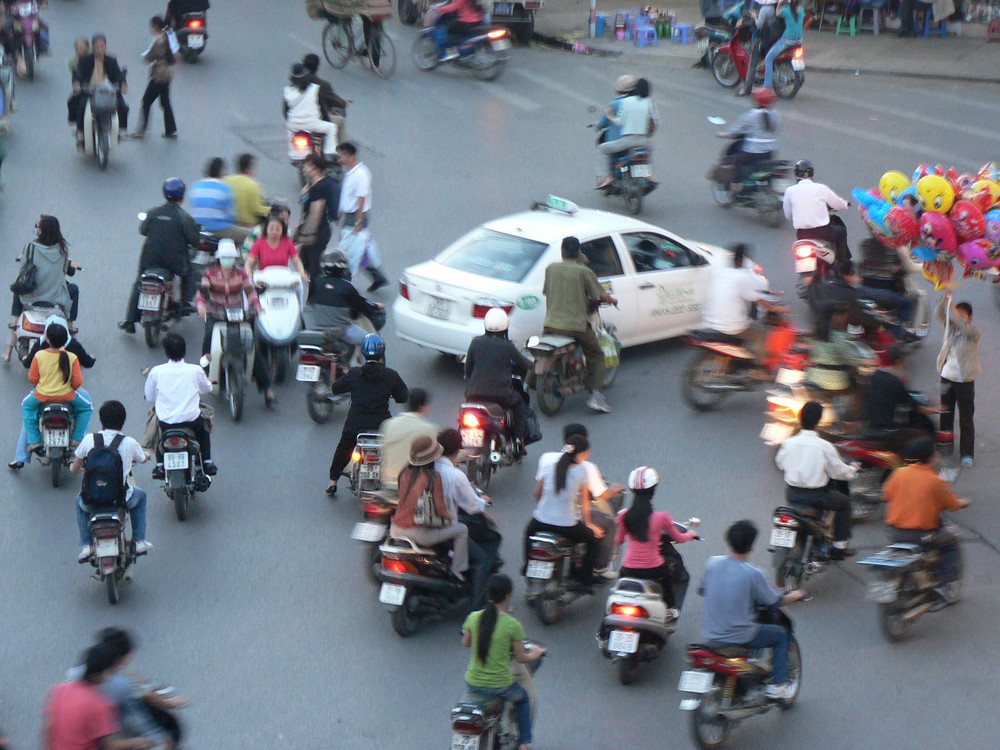 Hanoi Traffic...