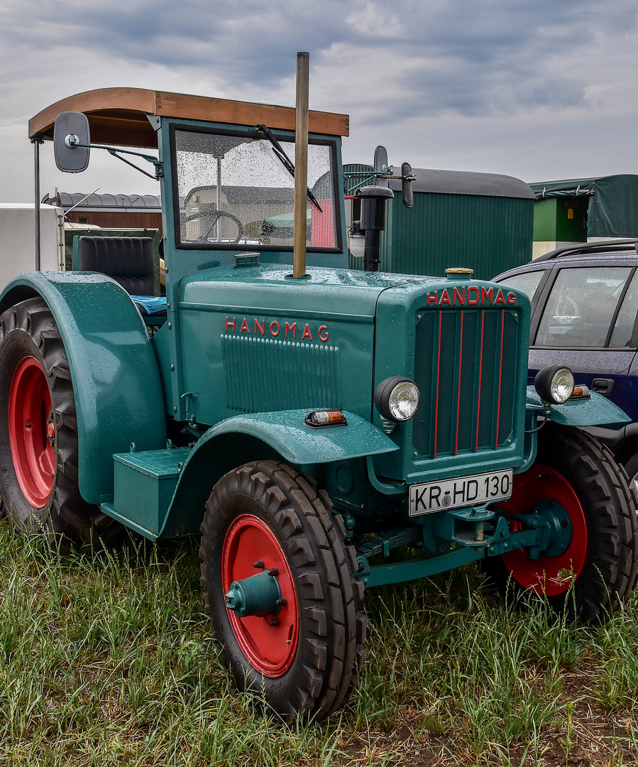 HANOMAG R 40