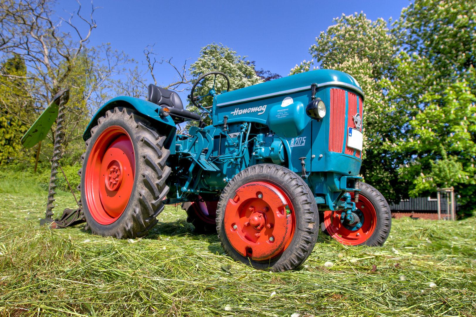 Hanomag R.217S mit Mähbalken