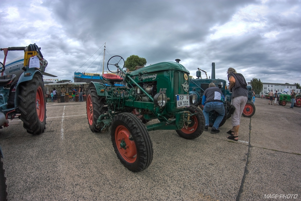 Hanomag Traktor