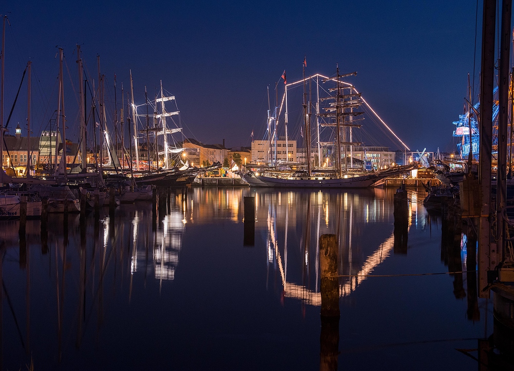 Hanse Sail 2014 - Segelschiffe am Stadthafen