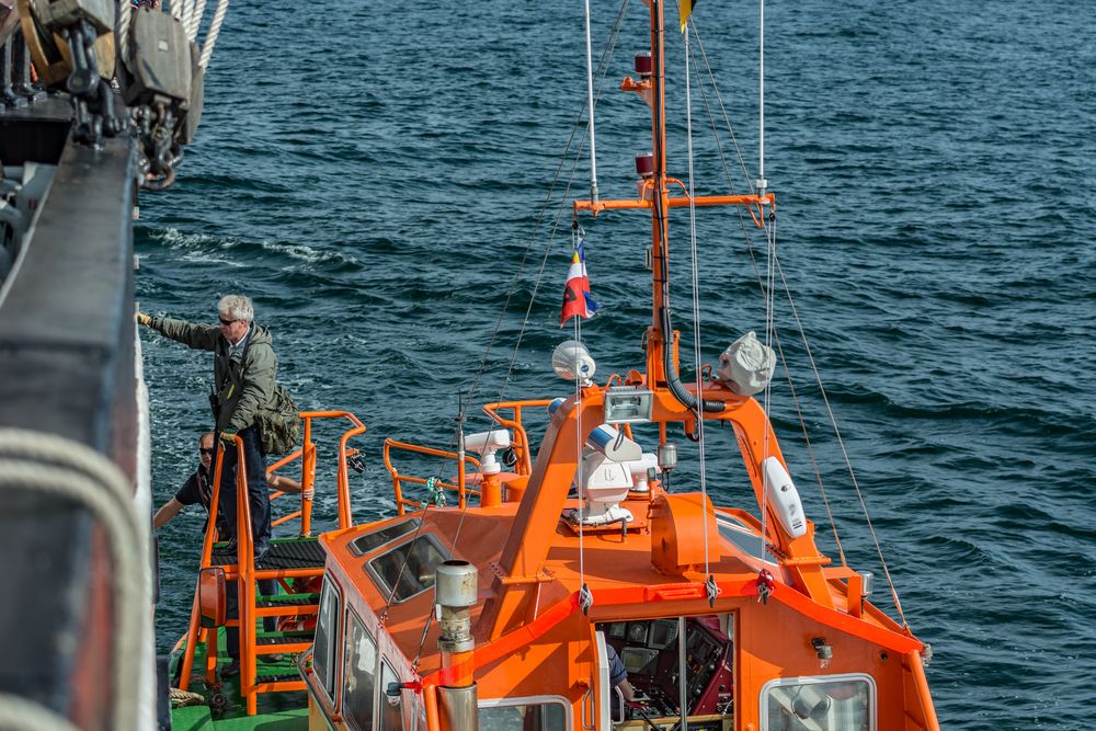 Hanse Sail 2016 Der Lotse geht von Bord