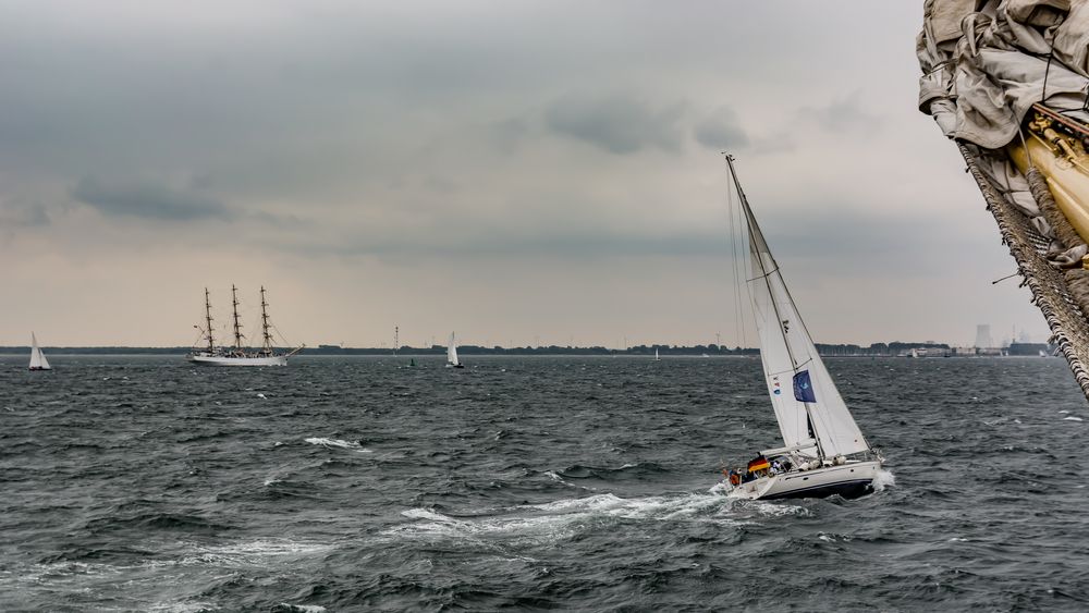 Hansesail 2016 ..Warnemünde ansteuernd 