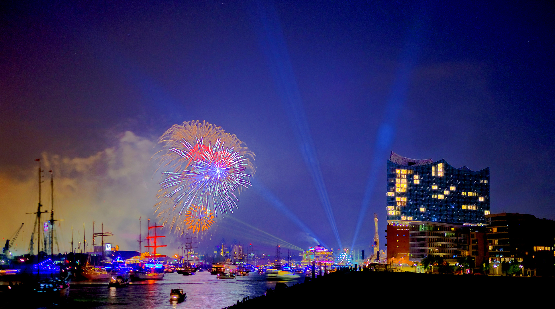 Hansestadt Hamburg Hafengeburtstag 2017 Foto & Bild  architektur, deutschland, europe Bilder 