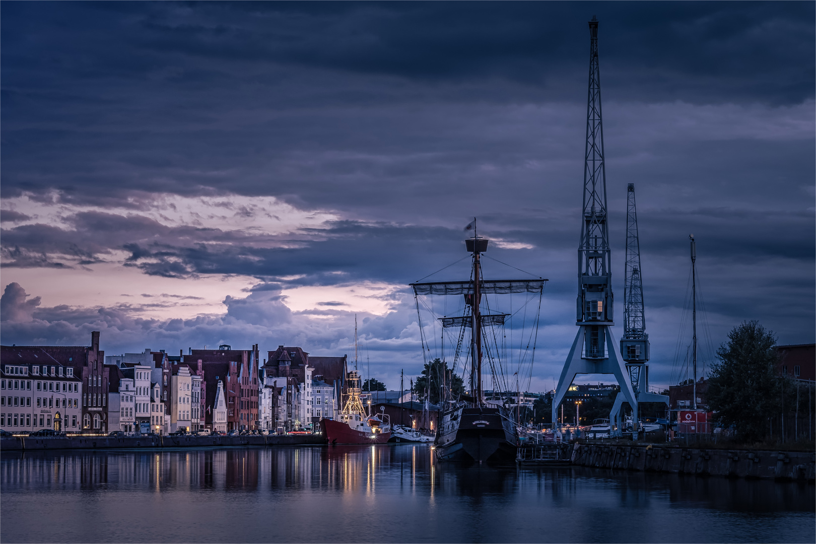 ****Hansestadt Lübeck: Abends****