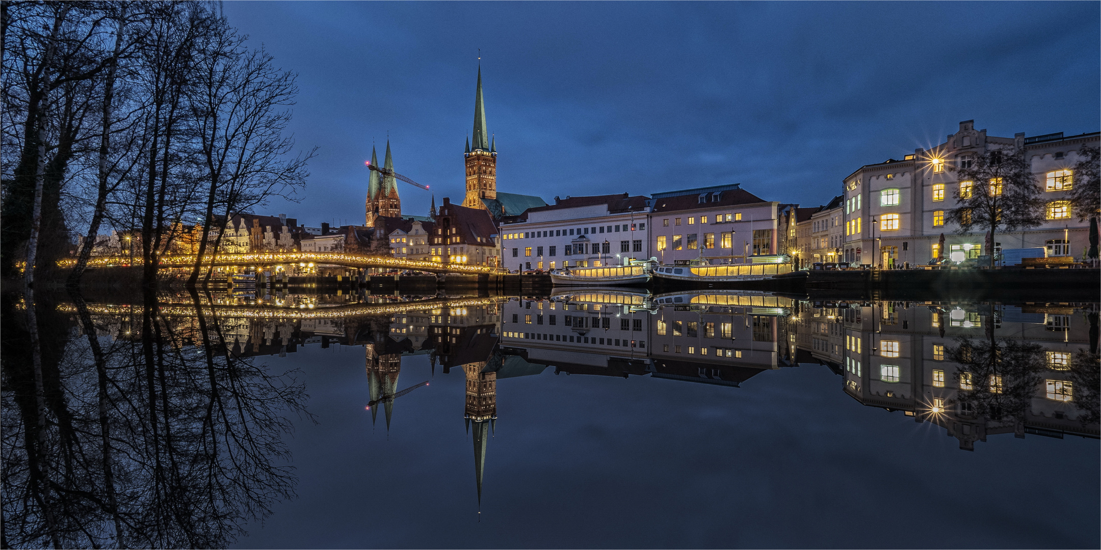 ****Hansestadt Lübeck: Bei Nacht****