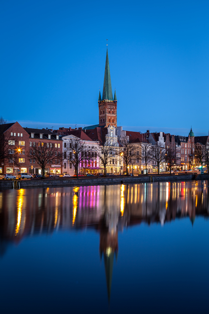 Hansestadt Lübeck: Blaue Stunde an der Untertrave