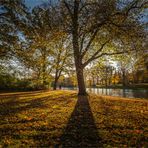 Hansestadt Lübeck: Ein Herbsttag am Kanal