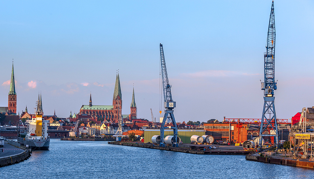 Hansestadt Lübeck: Hafen