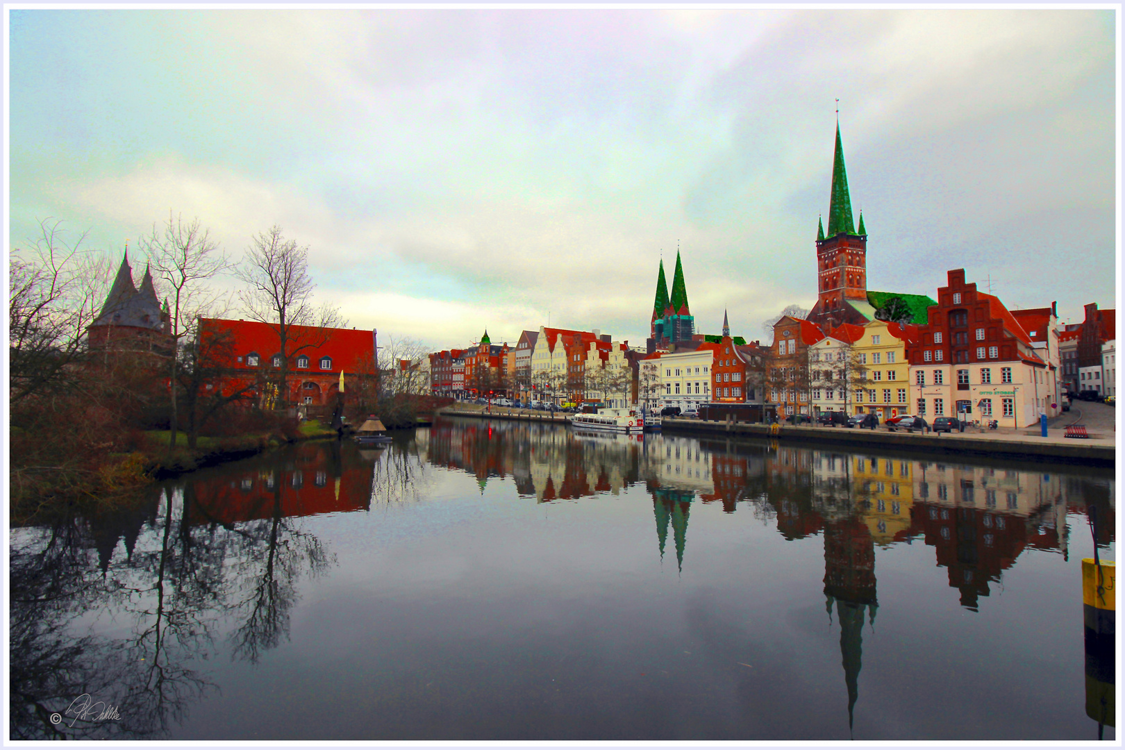  Hansestadt Lübeck im "frühlingshaften" Winter 28.Januar 2020 Dienstag ist Spiegeltag