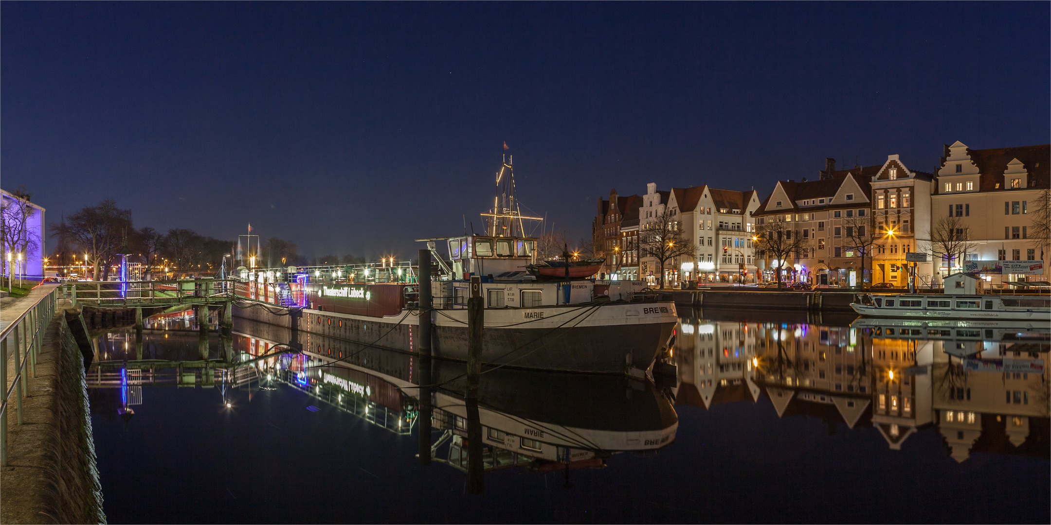 Hansestadt Lübeck: ****Im Glanz der Nacht****