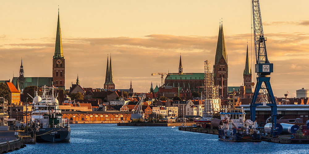 Hansestadt Lübeck: Letzte Sonnenstrahlen 