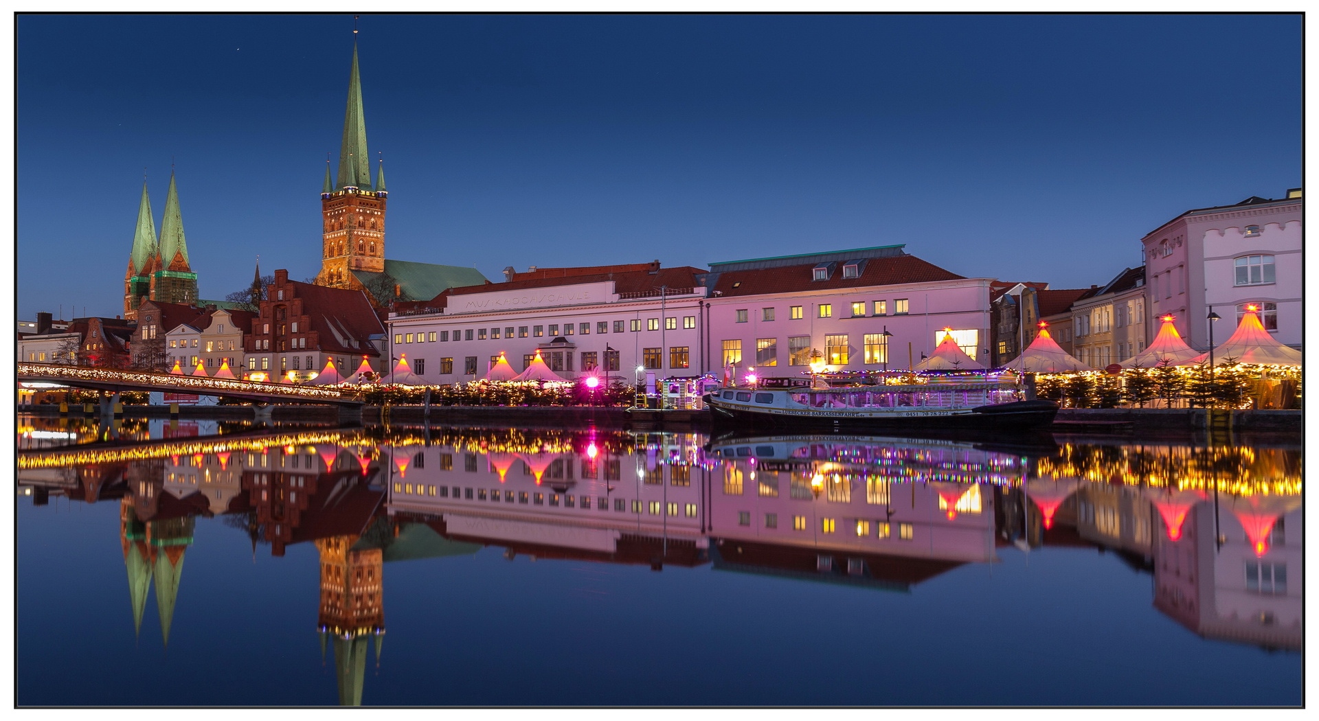 Hansestadt Lübeck: Weihnachtsmarkt  an der Obertrave 4