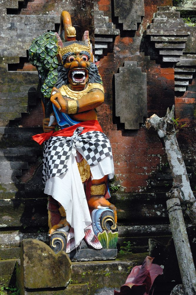 Hanuman statue in Pura Ulundanu Batur
