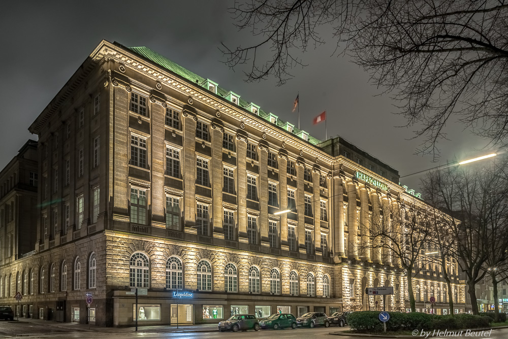 Hapag LLoyd an der Binnenalster