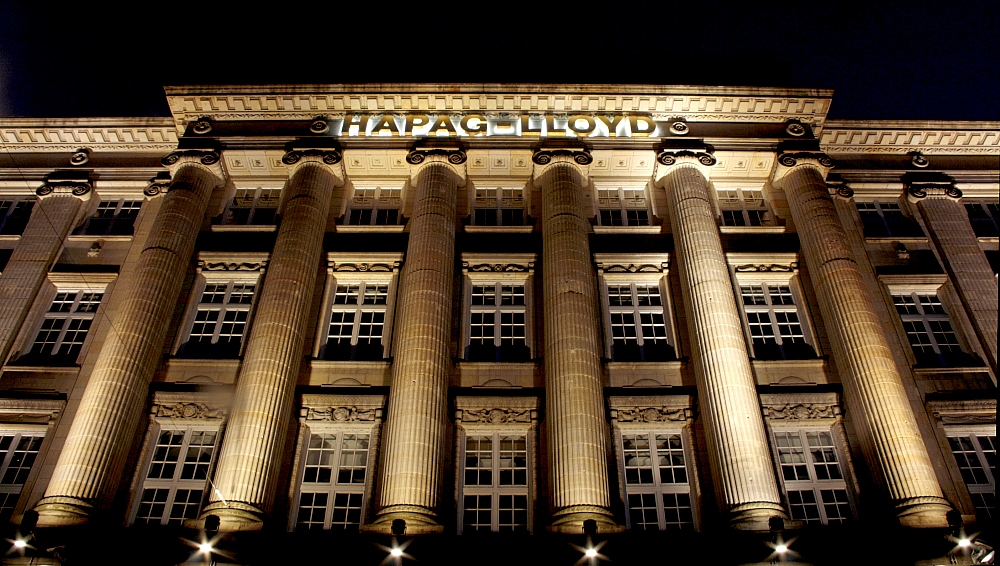 Hapag Lloyd @ Night