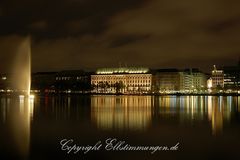 Hapag-Lloyd-Sitz mit Alster-Fontäne