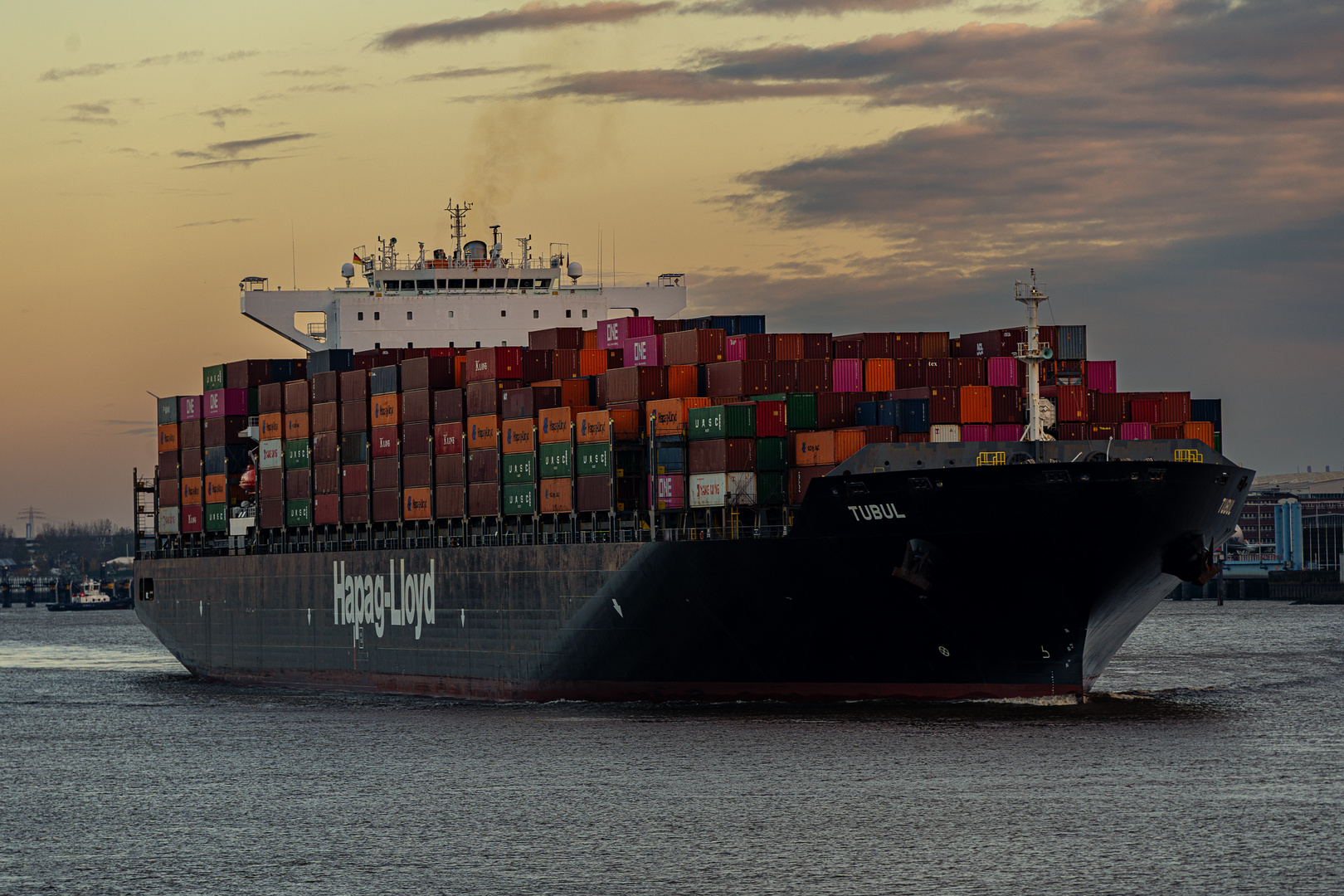 Hapag-Lloyd Tubul