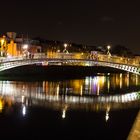 Ha'penny Bridge bei Nacht