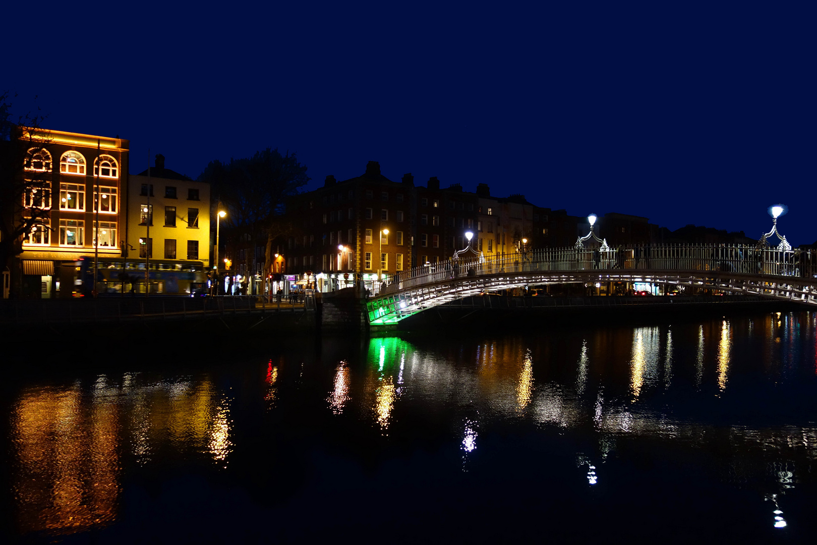 Ha'penny Bridge, Dublin