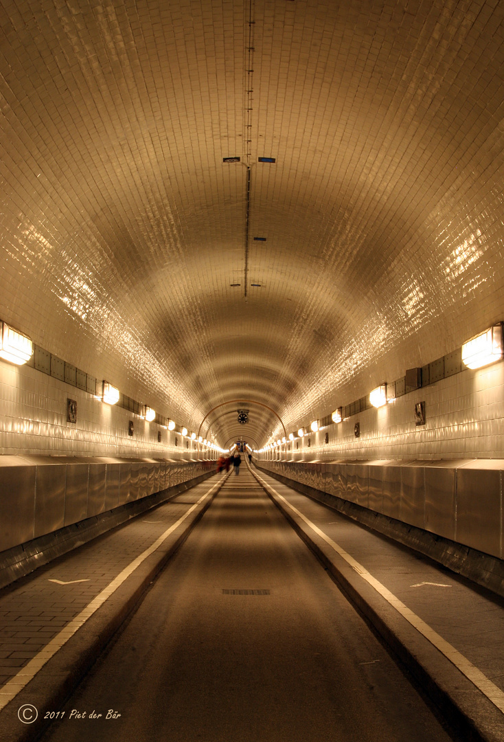 Happy Birthday! Alter Elbtunnel Hamburg