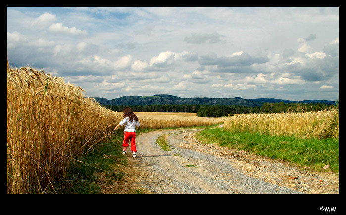 Happy Childhood von Maria Weidner