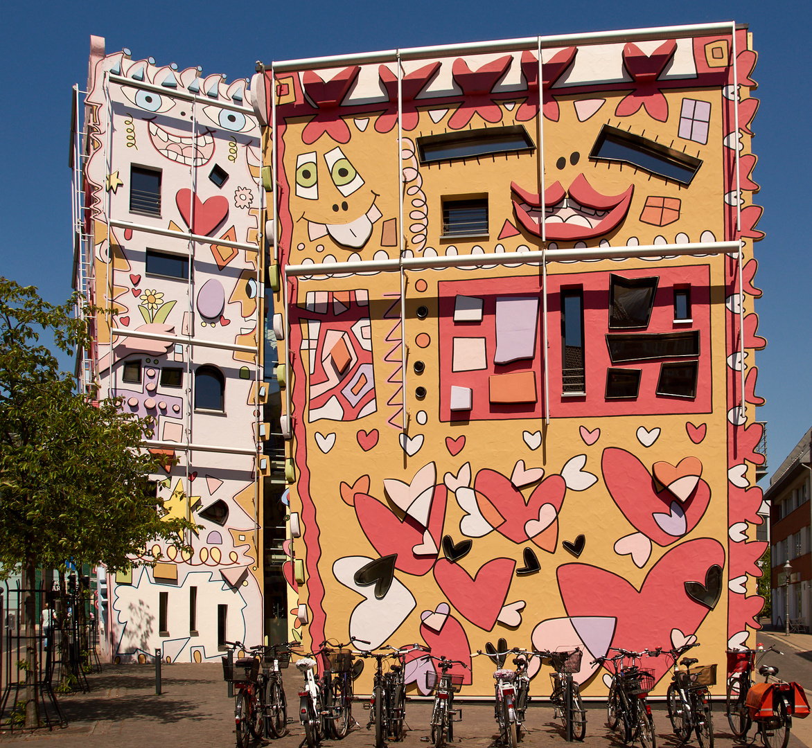 Happy-RIZZI-Haus