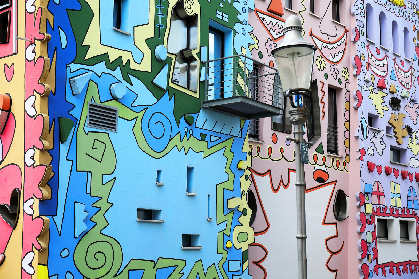 # Happy RIZZI House in BS