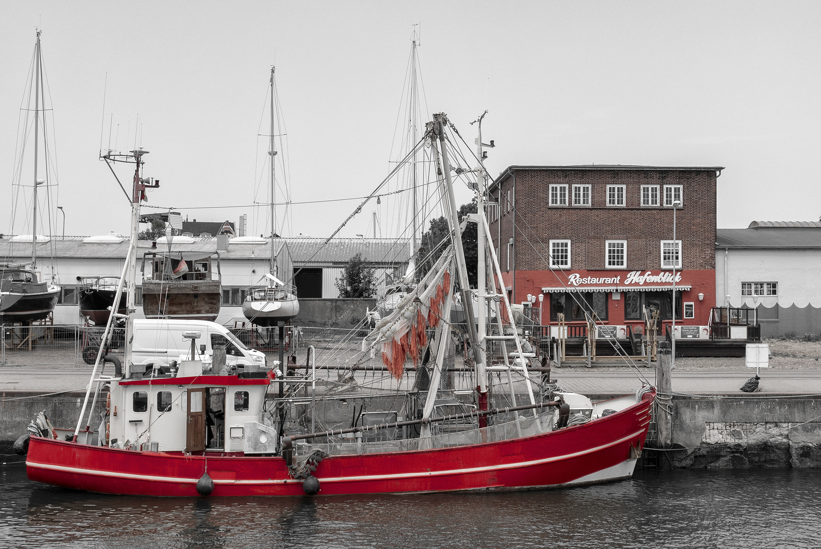 ... harbor & red ....