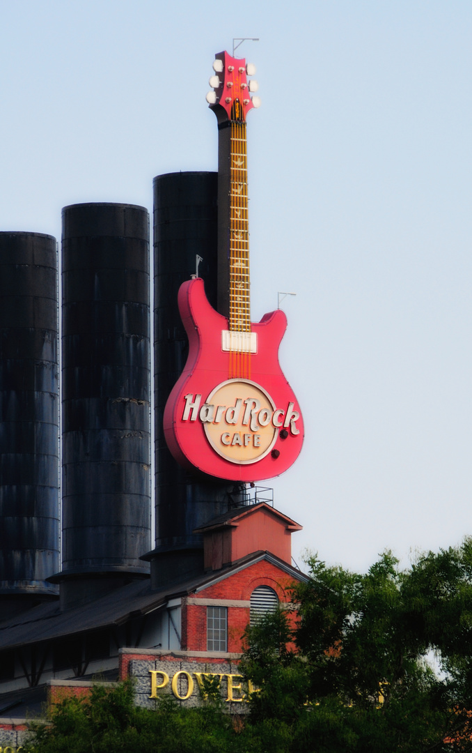 HARD ROCK @Baltimore Inner Harbor