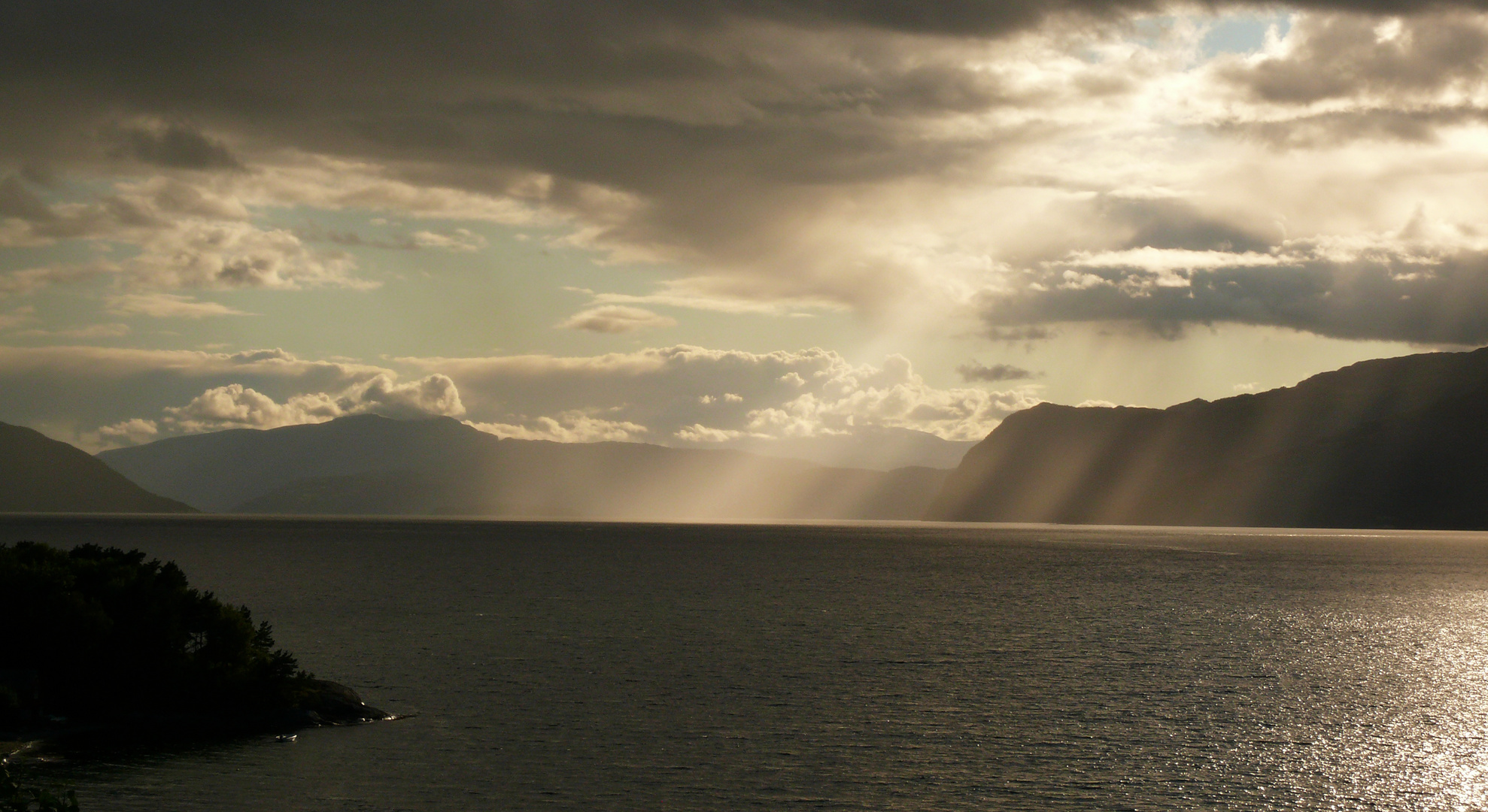 Hardanger Fjord nahe Herand II