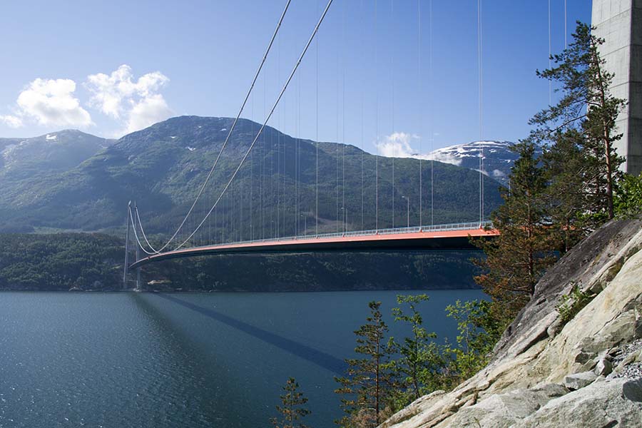 Hardangerbrücke 1/3