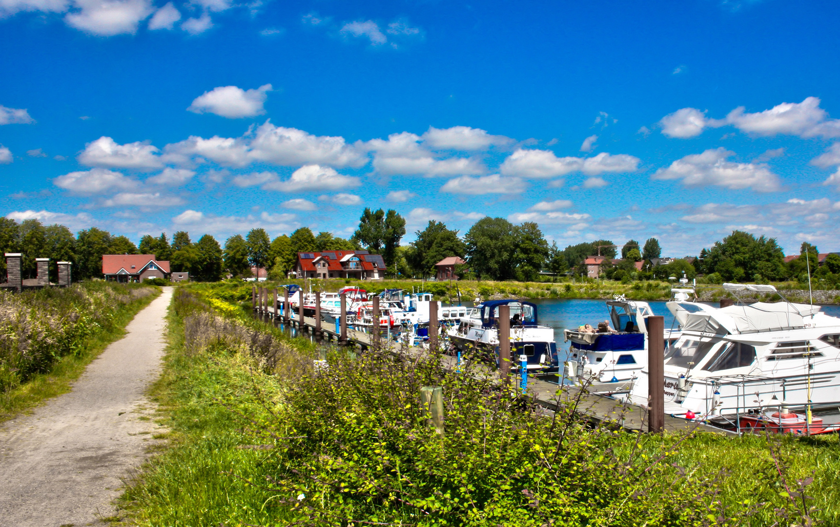 Haren, Sommertag am neuen Yachthafen